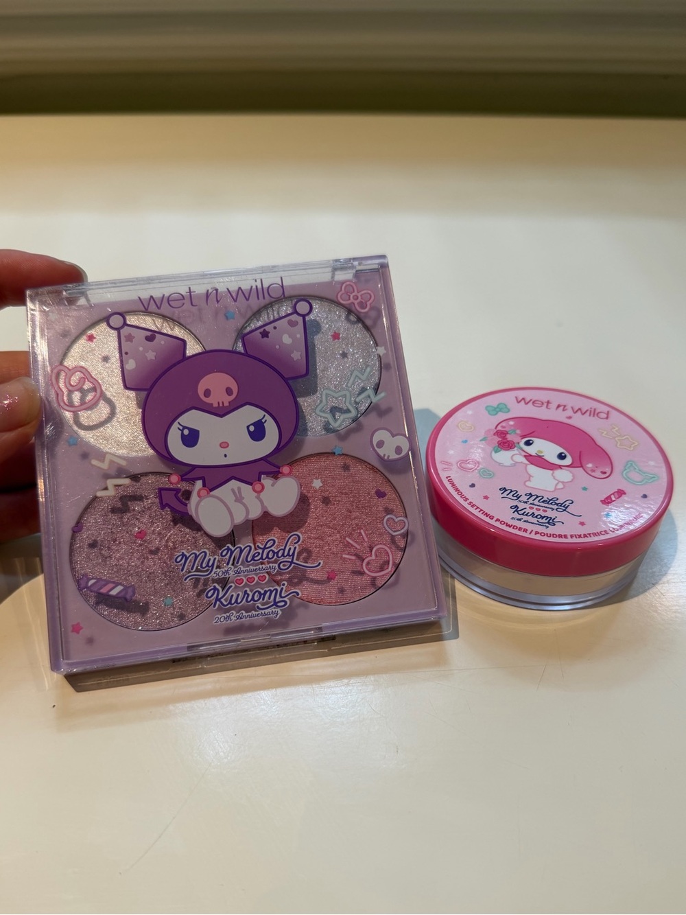 wet n wild My Melody x Kuromi Highlighter Palette & Finishing Powder Bundle